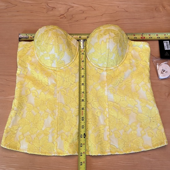 Guess Yellow and White Lace Bustier NWT Sz L/XL - Picture 15 of 17